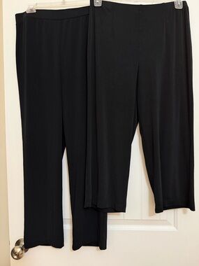 Chico's Travelers Pants set of 2 pair Black, 1 Cropped, Pull-On Knit Pants Sz 2R
